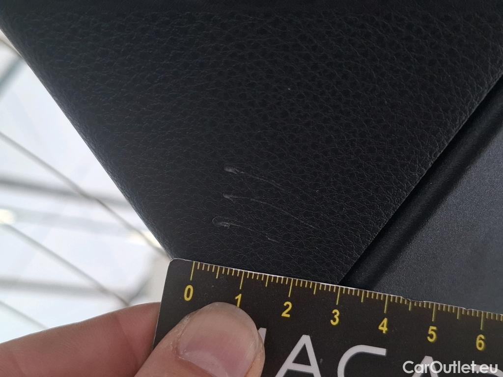  Toyota  Corolla TOYOTA  / 2018 / 5P / Berline Hybride 122h Dynamic Business Stage Acad #57