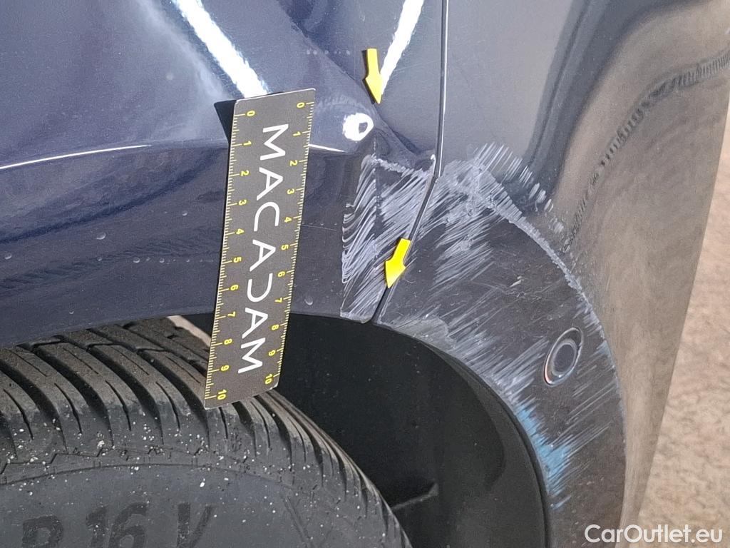  Toyota  Corolla TOYOTA  / 2018 / 5P / Berline Hybride 122h Dynamic Business Stage Acad #8