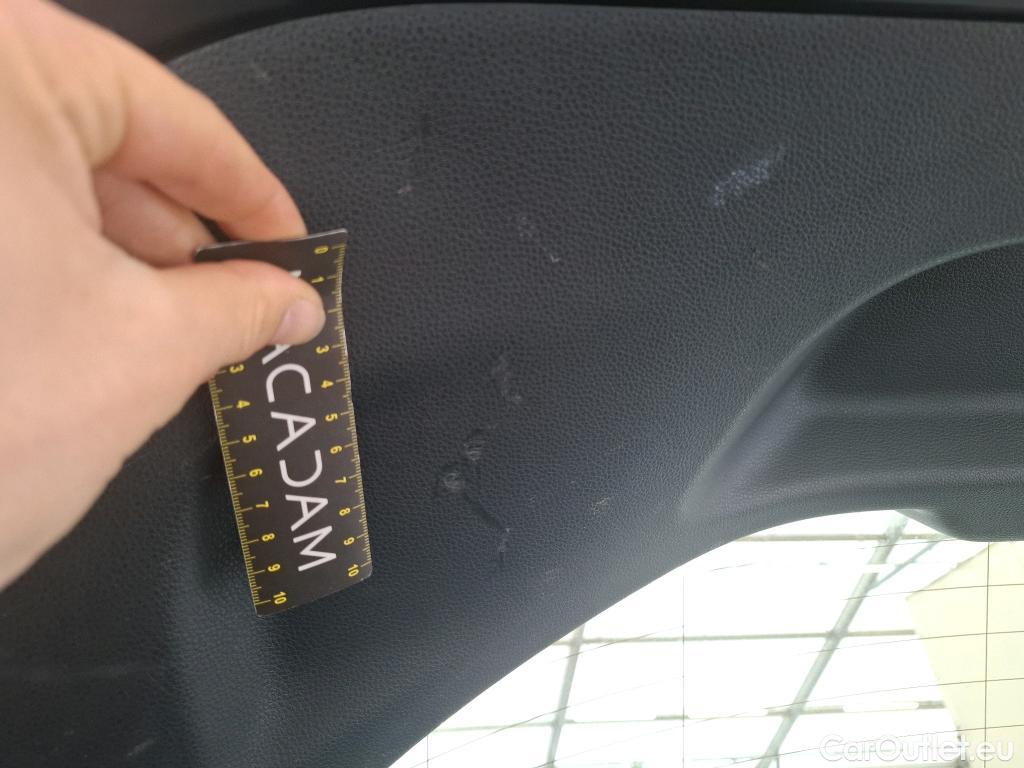  Toyota  Corolla TOYOTA  / 2018 / 5P / Berline Hybride 122h Dynamic Business Stage Acad #55