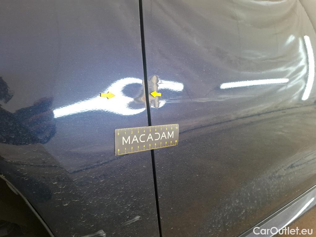  Toyota  Corolla TOYOTA  / 2018 / 5P / Berline Hybride 122h Dynamic Business Stage Acad #3