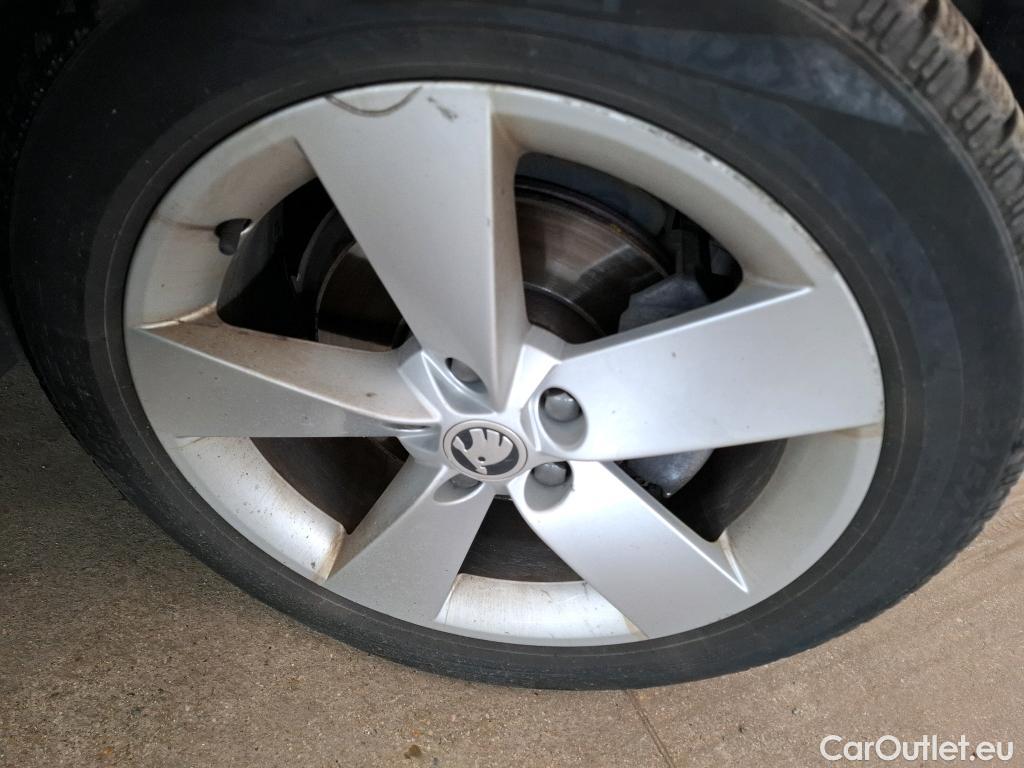  Skoda  Karoq SKODA  / 2017 / 5P / SUV 1.5 TSI 150ch ACT DSG7 Business #9