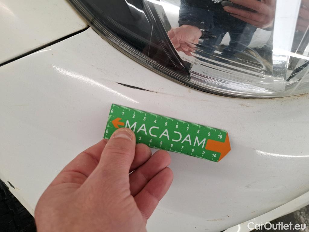  Toyota  Hilux TOYOTA  DC 4p Plateau double cabine 4WD 2.4 D-4D Double Cabine Légende #5