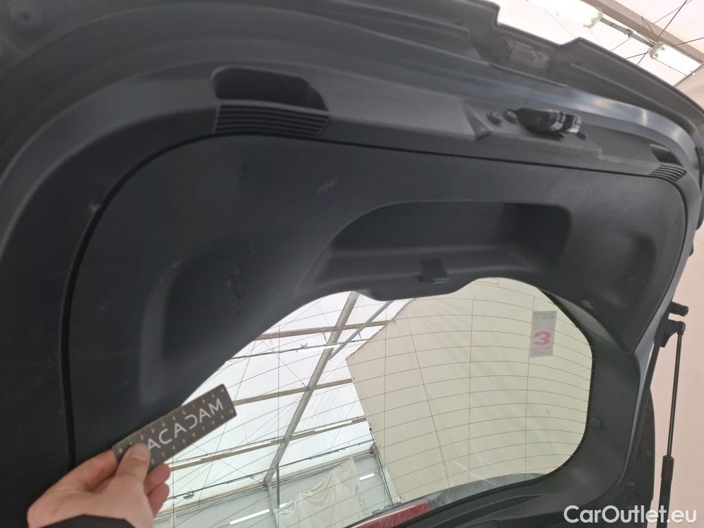  Toyota  Corolla TOYOTA  / 2018 / 5P / Berline Hybride 122h Dynamic Business Stage Acad #53