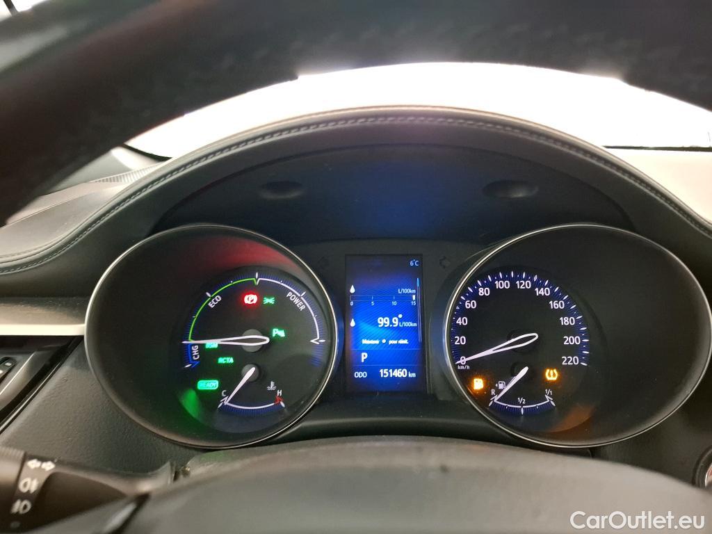  Toyota  C-HR TOYOTA  / 2016 / 5P / SUV 1.8 HYBRIDE 122 GRAPHIC #32