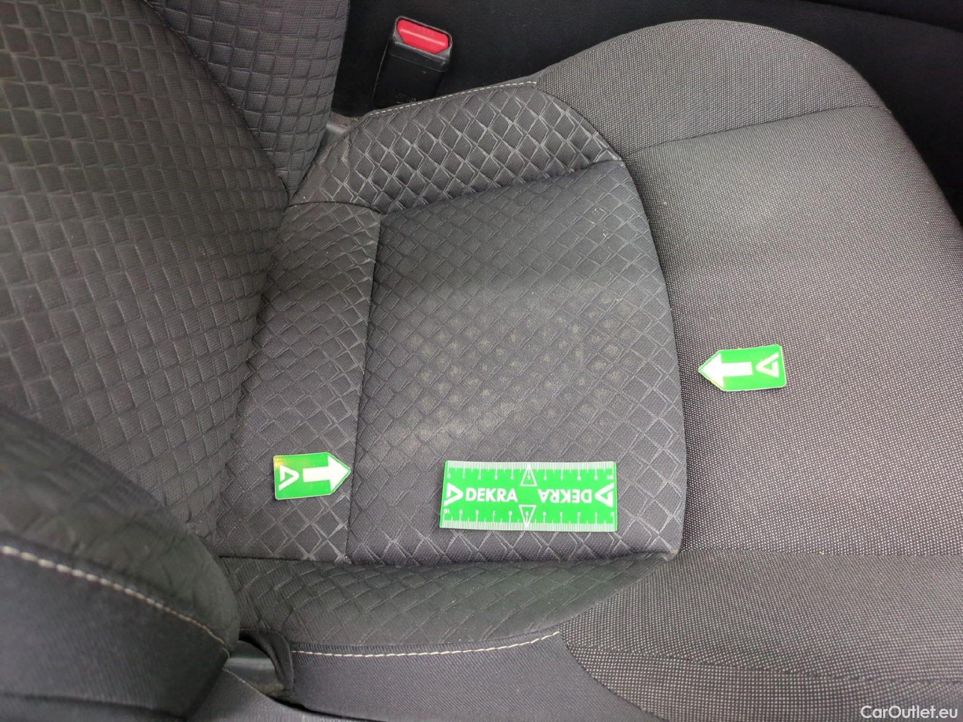  Toyota  C-HR TOYOTA  / 2016 / 5P / SUV 2.0 Hybride 184 Dynamic Business Beyond #3