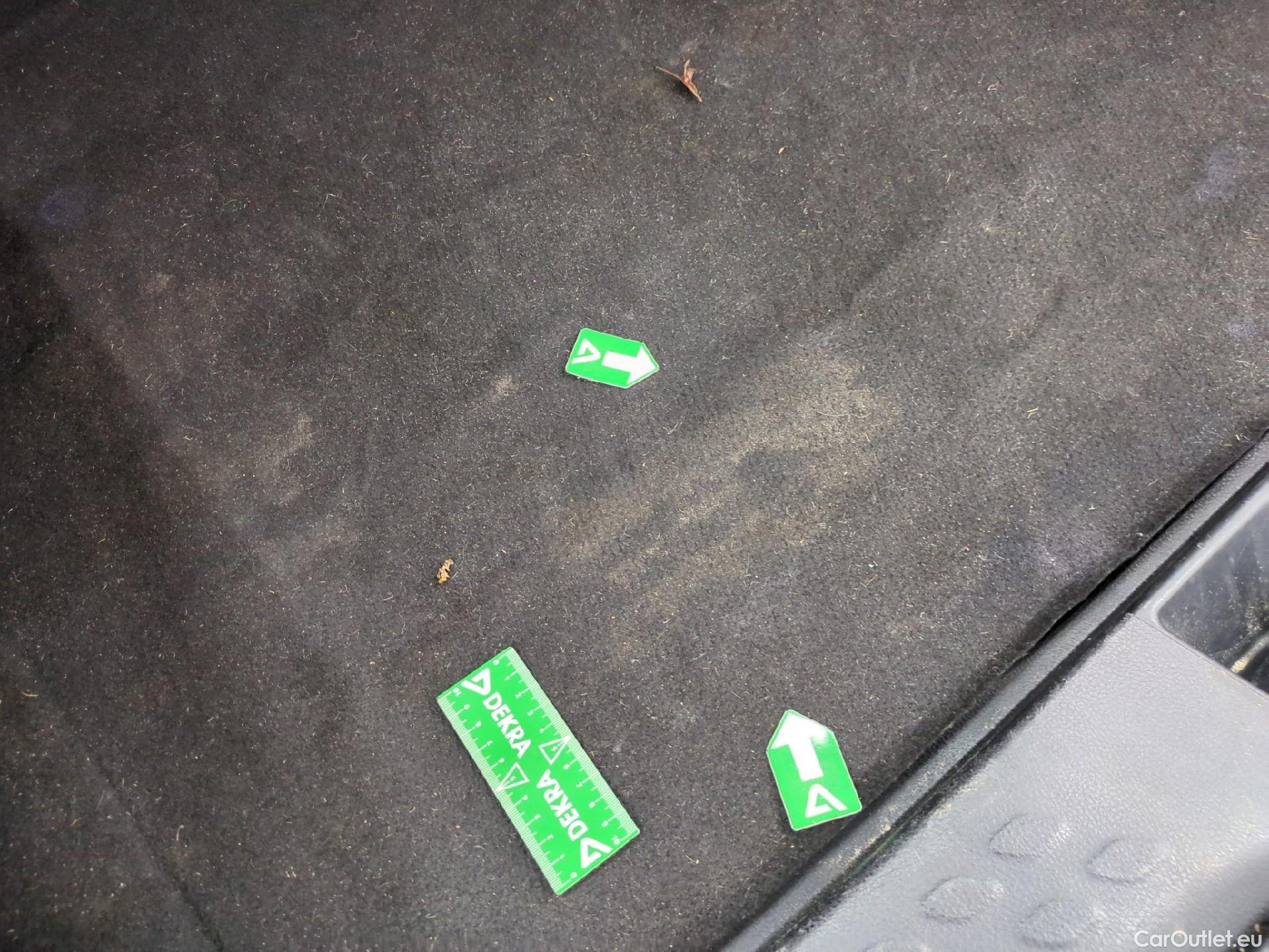  Toyota  C-HR TOYOTA  / 2016 / 5P / SUV 2.0 Hybride 184 Dynamic Business Beyond #5