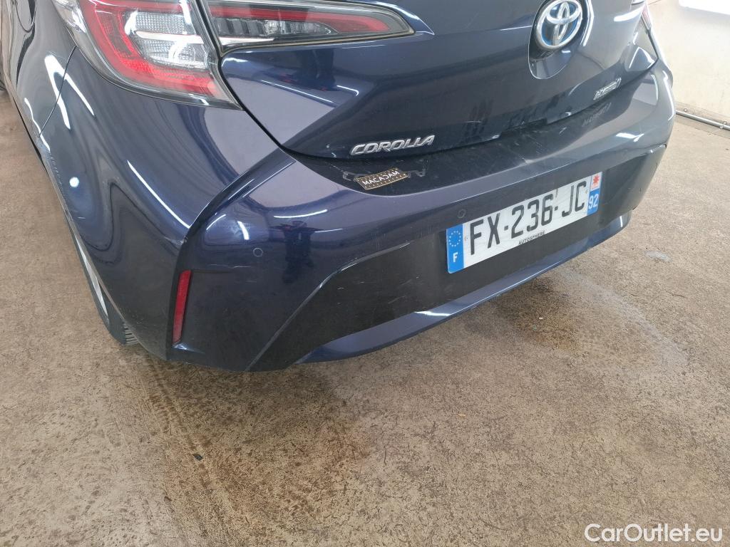  Toyota  Corolla TOYOTA  / 2018 / 5P / Berline Hybride 122h Dynamic Business Stage Acad #13