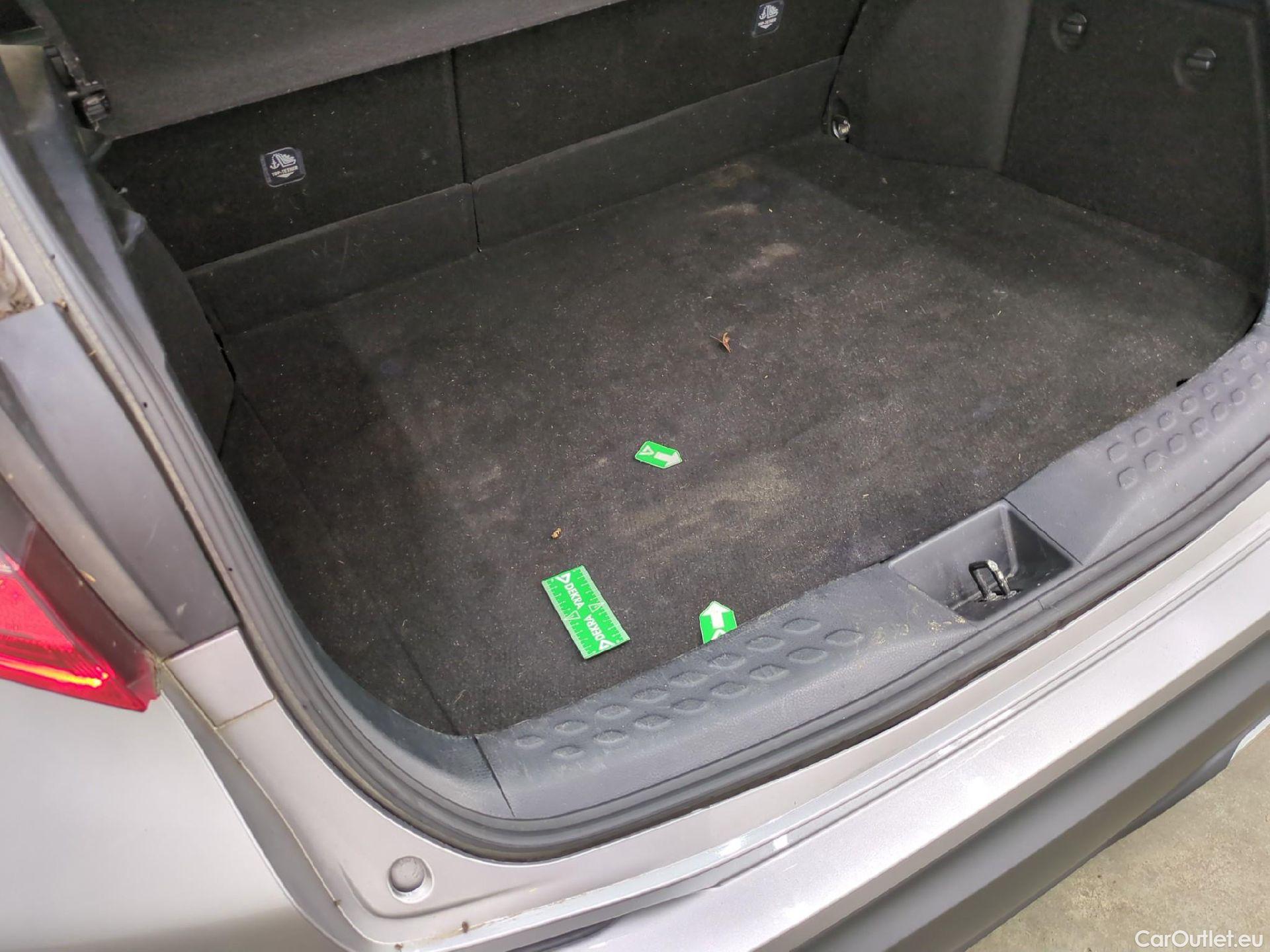  Toyota  C-HR TOYOTA  / 2016 / 5P / SUV 2.0 Hybride 184 Dynamic Business Beyond #6