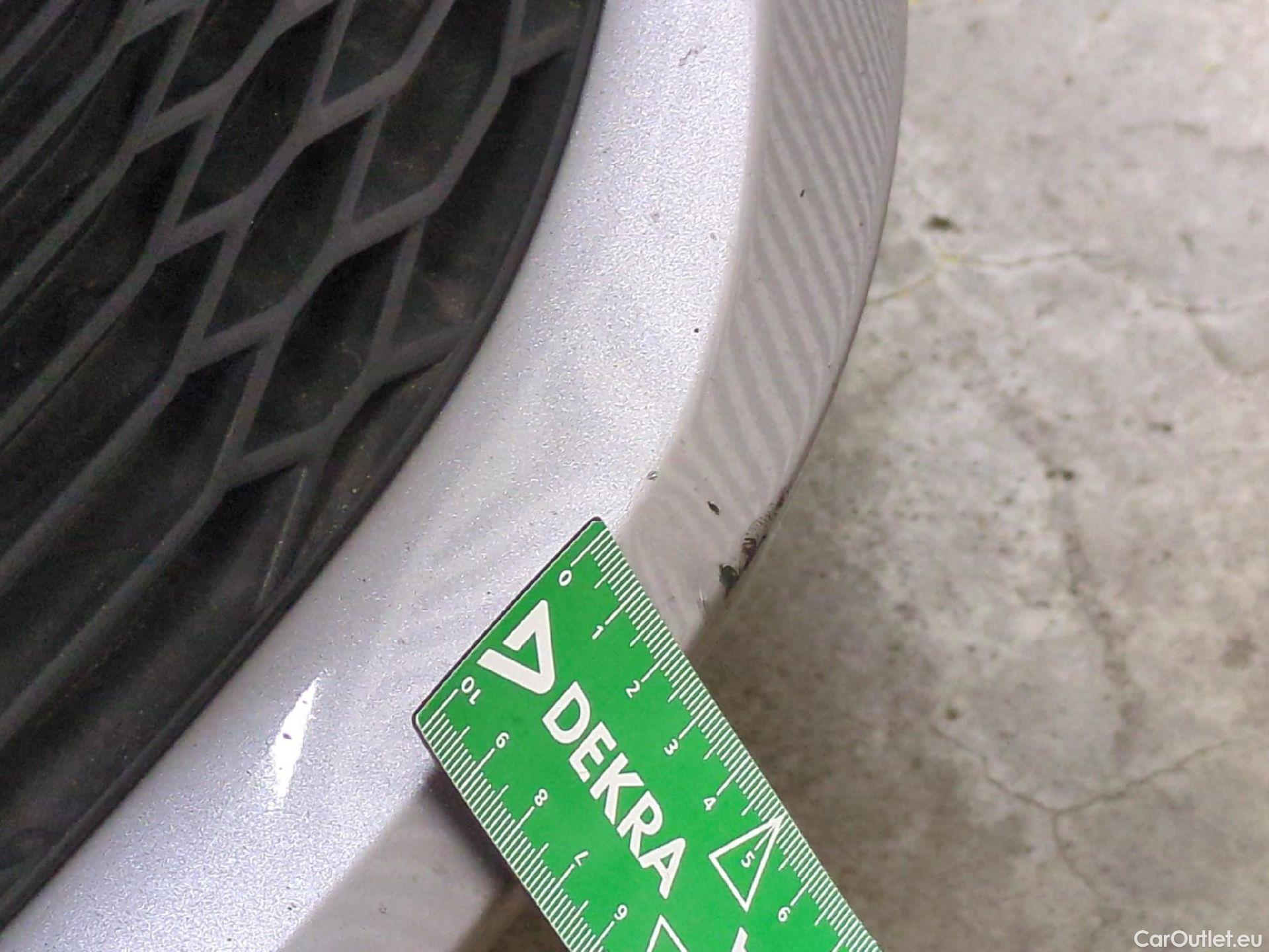  Toyota  C-HR TOYOTA  / 2016 / 5P / SUV 2.0 Hybride 184 Dynamic Business Beyond #13