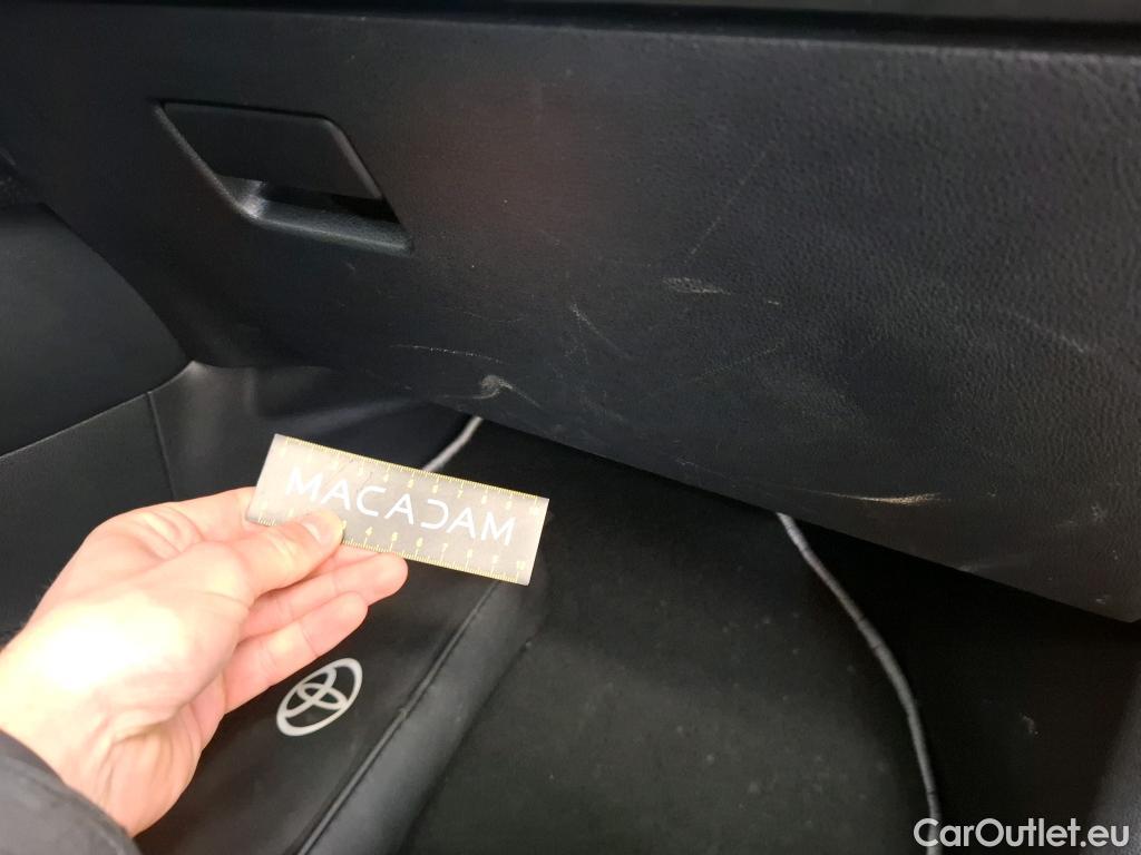  Toyota  Corolla TOYOTA  Touring Sports / 2018 / 5P / Break Hybride 122h Dynamic Business Beyond Zer #8