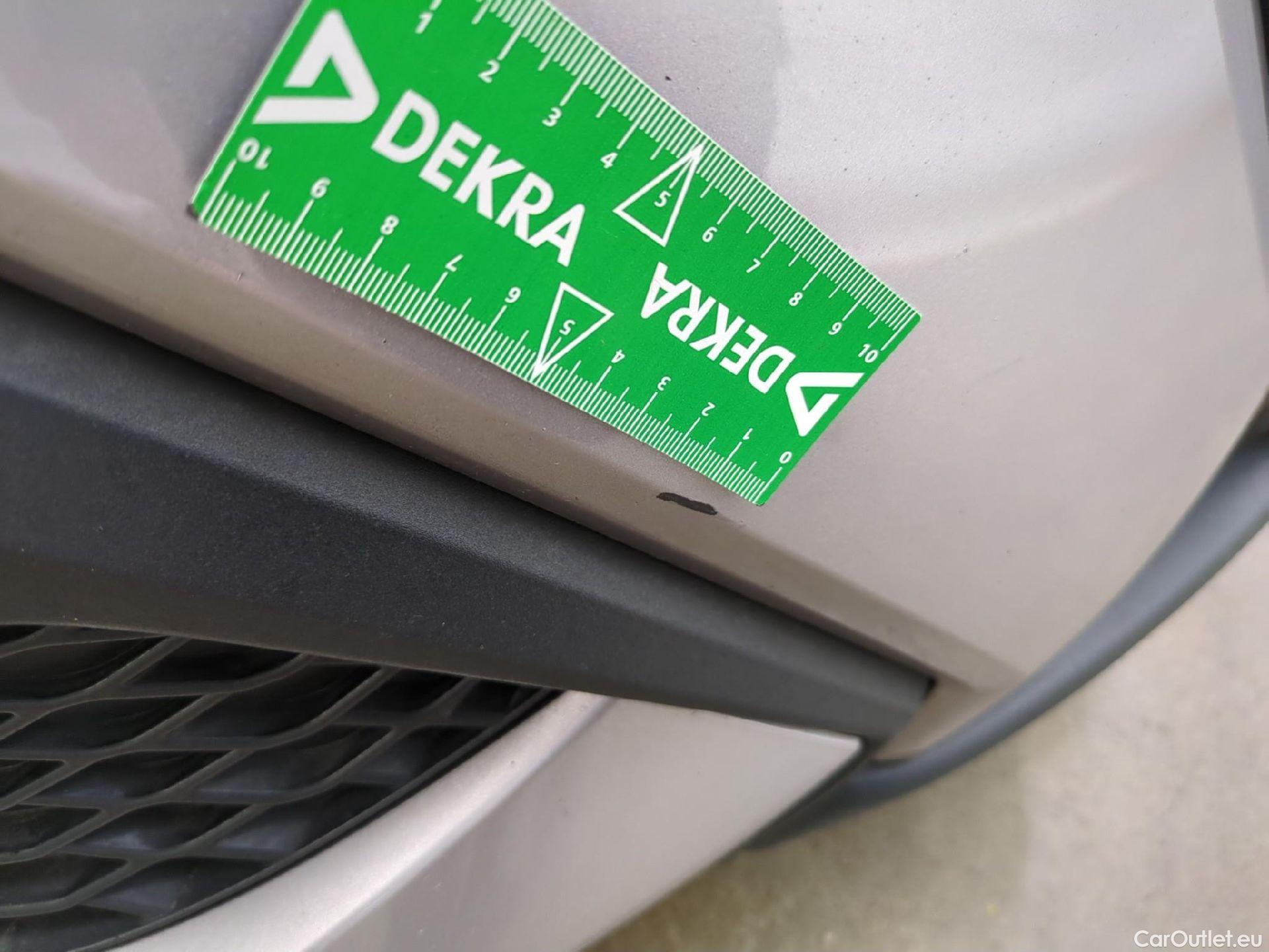  Toyota  C-HR TOYOTA  / 2016 / 5P / SUV 2.0 Hybride 184 Dynamic Business Beyond #15