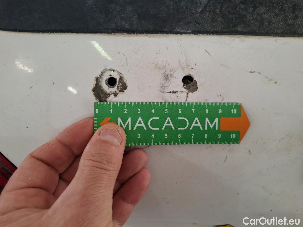  Toyota  Hilux TOYOTA  DC 4p Plateau double cabine 4WD 2.4 D-4D Double Cabine Légende #20