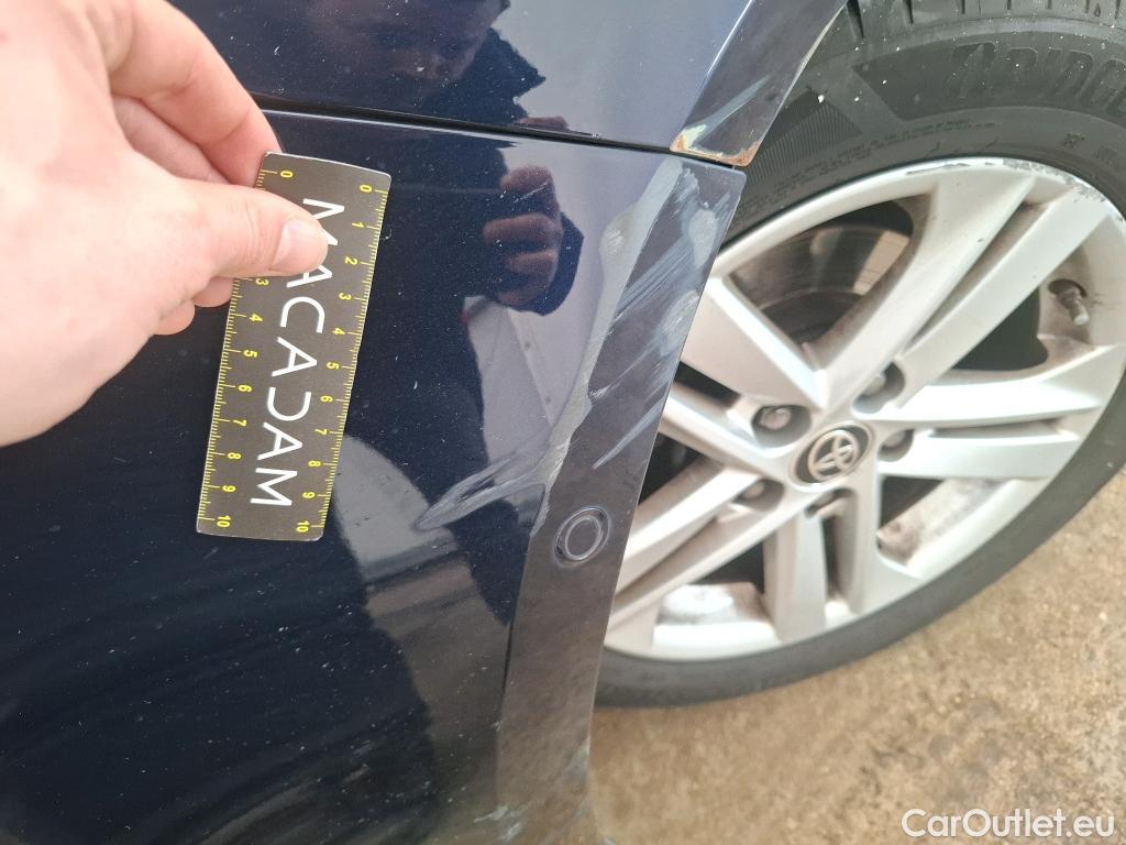  Toyota  Corolla TOYOTA  / 2018 / 5P / Berline Hybride 122h Dynamic Business Stage Acad #27