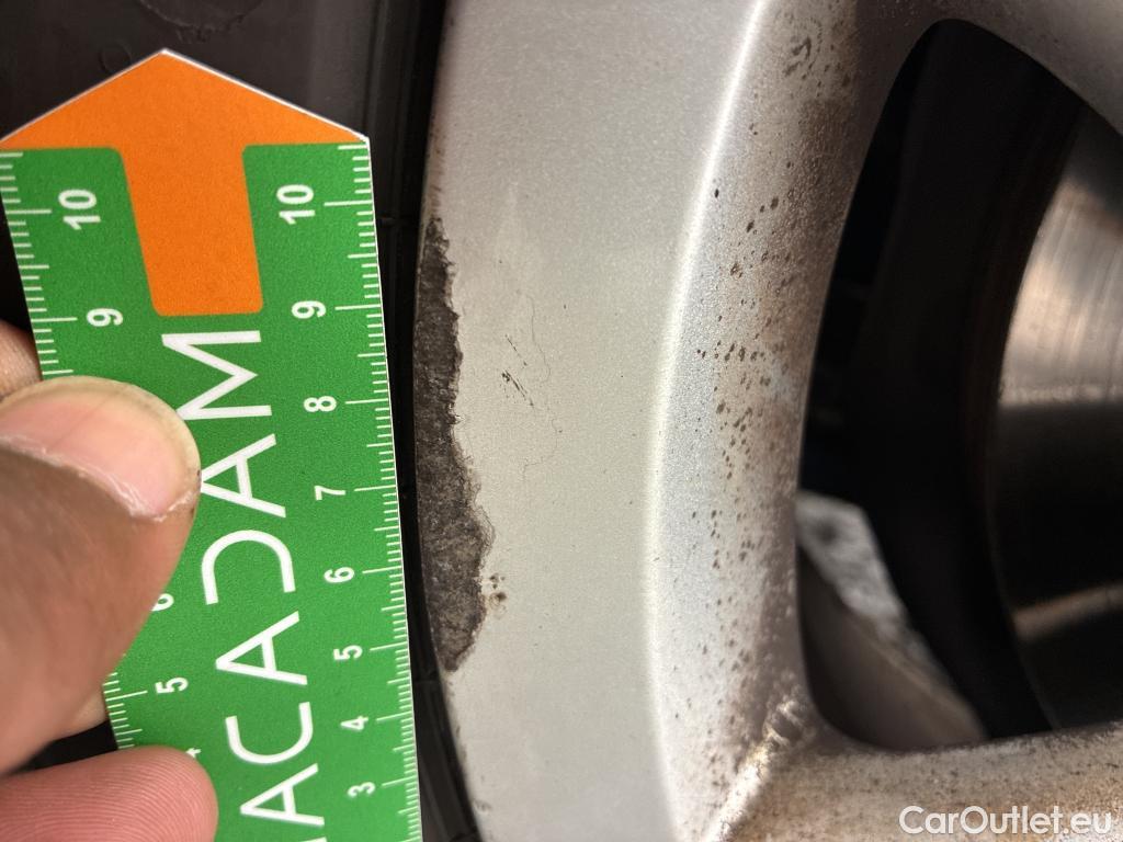  Volkswagen  Golf  VOLKSWAGEN / 2020 / 5P / Berline 1.0 TSI OPF 110 BVM6 Life Busi 1st #24