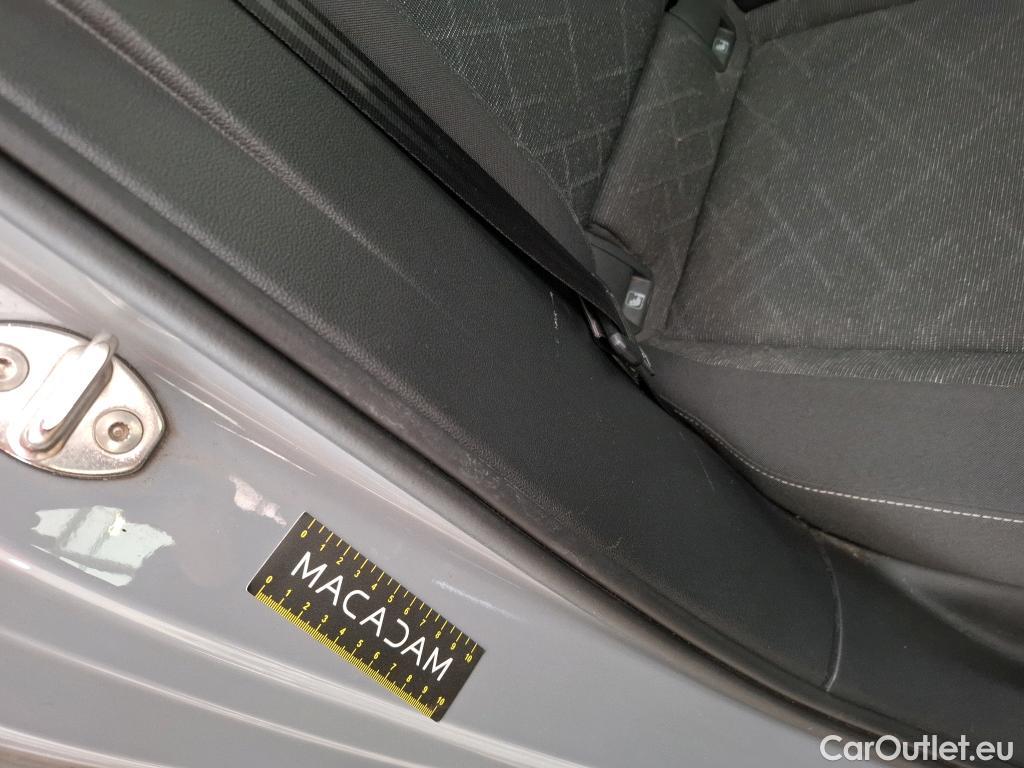  Volkswagen  Golf  VOLKSWAGEN SW / 2020 / 5P / Break 2.0 TDI SCR 115 DSG7 Life Business #8