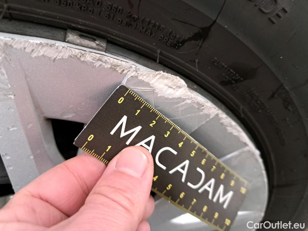  Toyota  Yaris TOYOTA  Hybride / 2019 / 5P / Berline Hybride 116h France Business Stage Acad #22