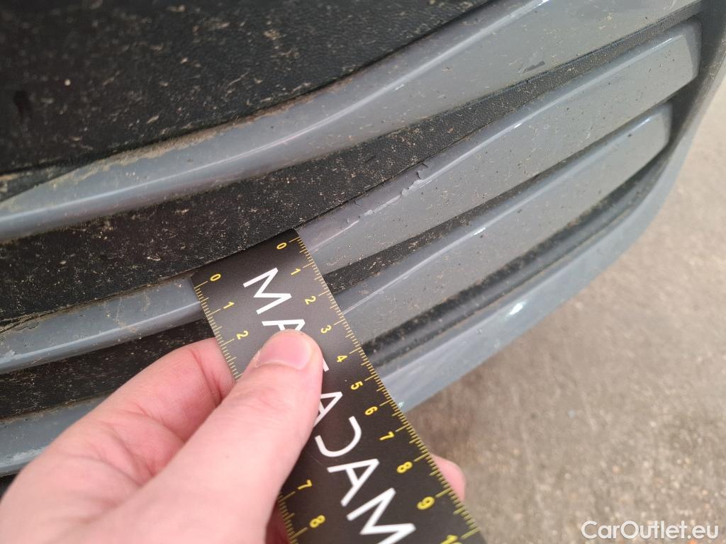  Volkswagen  Golf  VOLKSWAGEN / 2020 / 5P / Berline 2.0 TDI SCR 150 DSG7 Life Busi 1st #21