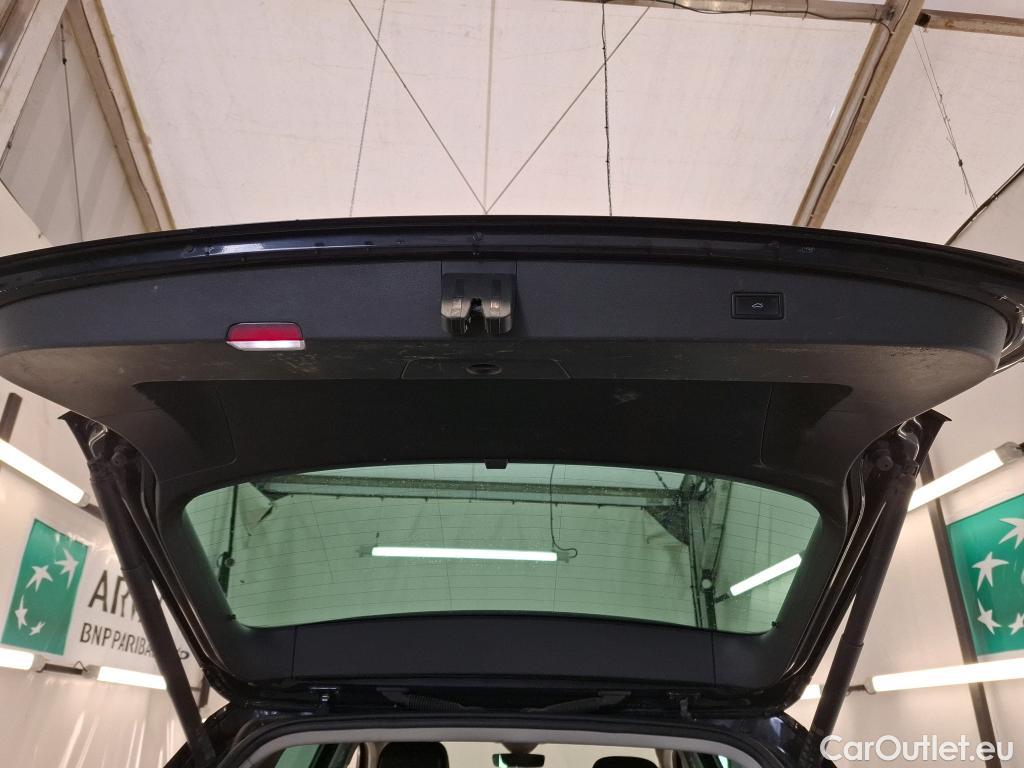  Volkswagen  Tiguan VOLKSWAGEN  / 2020 / 5P / SUV 2.0 TDI 150 DSG7 Life Business #18