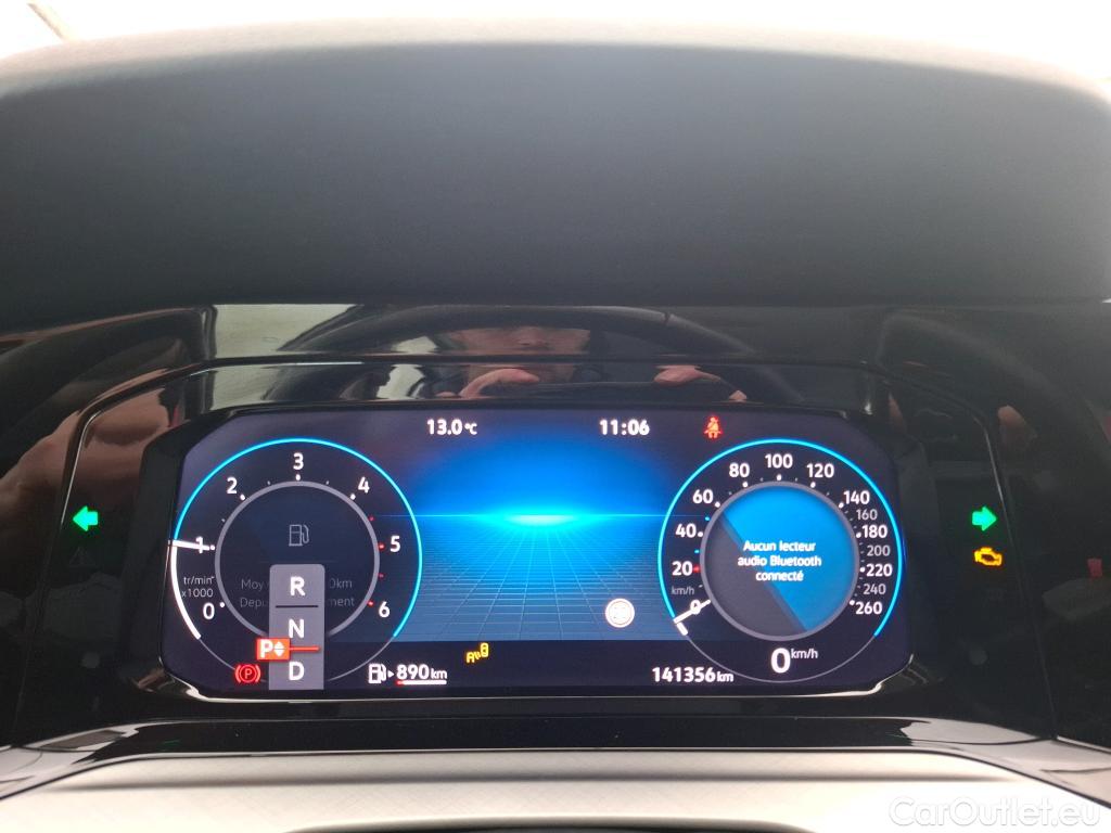  Volkswagen  Golf  VOLKSWAGEN / 2020 / 5P / Berline 2.0 TDI SCR 150 DSG7 Life Busi 1st #22