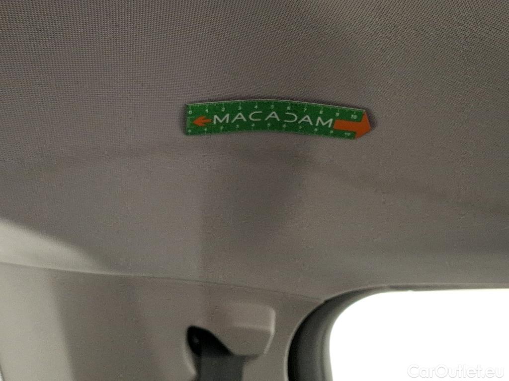  Volkswagen  Tiguan VOLKSWAGEN  Allspace / 2021 / 5P / SUV 2.0 TDI 150 DSG7 LIFE PLUS #34