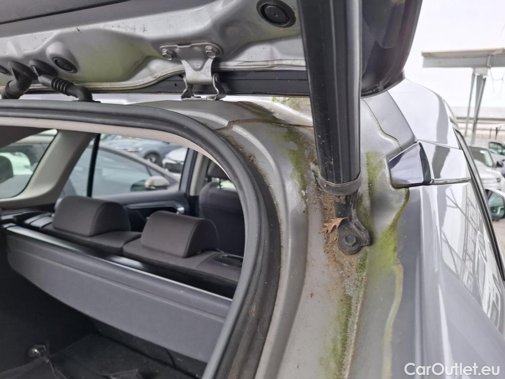  Toyota  RAV4 TOYOTA  Hybride / 2018 / 5P / SUV 2WD Dynamic Business #82