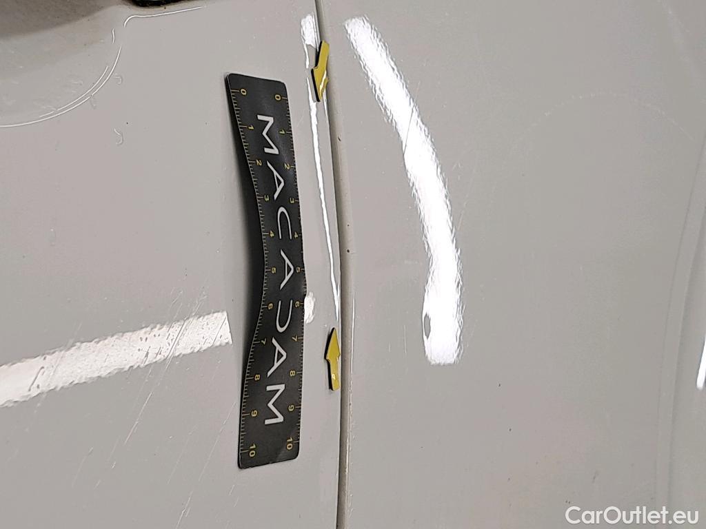  Toyota  Yaris TOYOTA  Hybride / 2019 / 5P / Berline Hybride 116h France Business Stage Acad #6