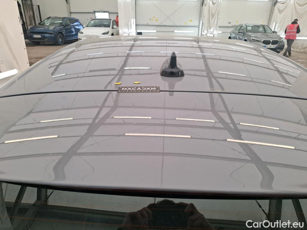  Volkswagen  Golf  VOLKSWAGEN / 2020 / 5P / Berline 2.0 TDI SCR 150 DSG7 Life Busi 1st #10