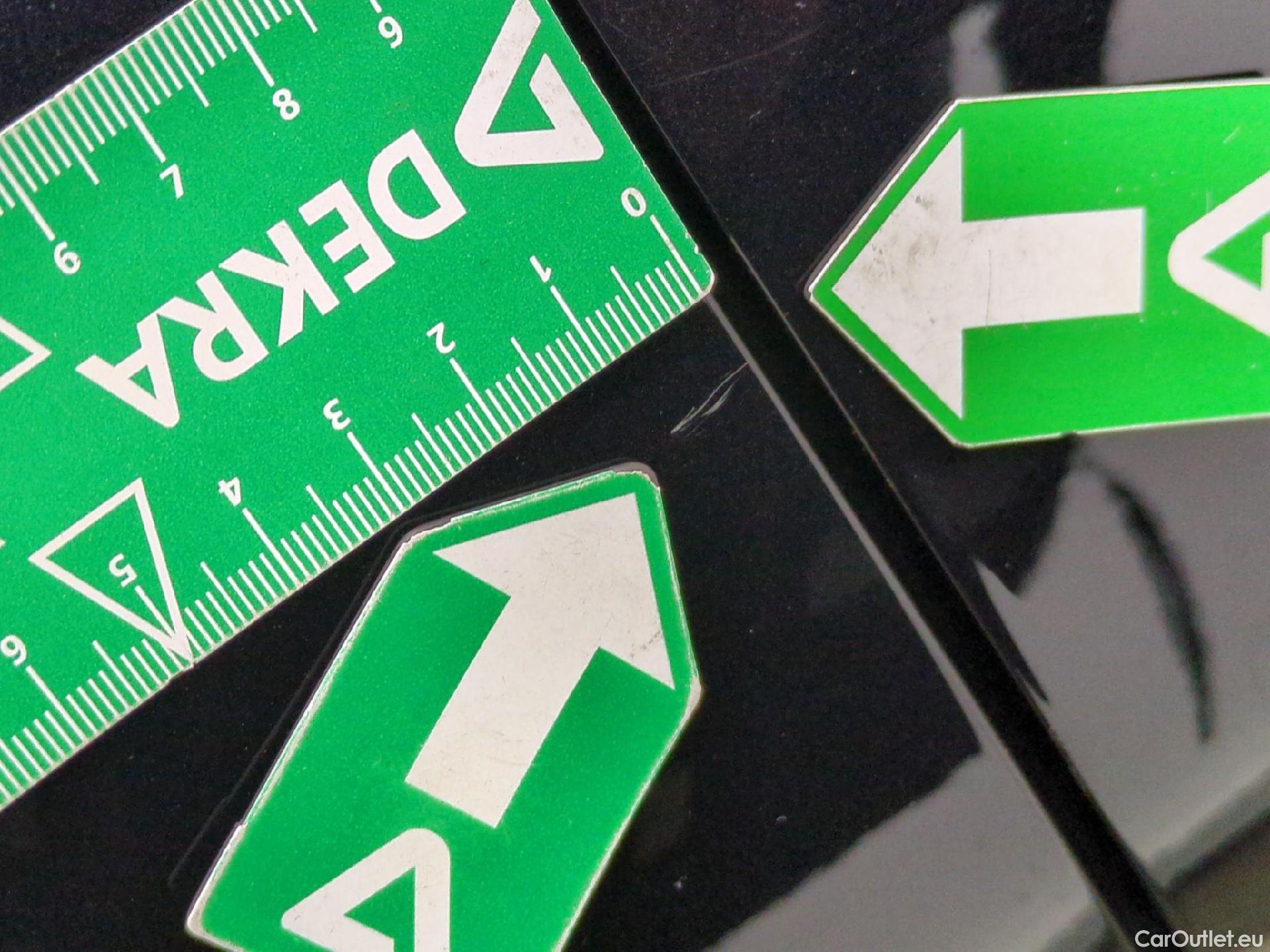  Volkswagen  Tiguan VOLKSWAGEN  / 2020 / 5P / SUV 2.0 TDI 150 DSG7 LIFE PLUS #10