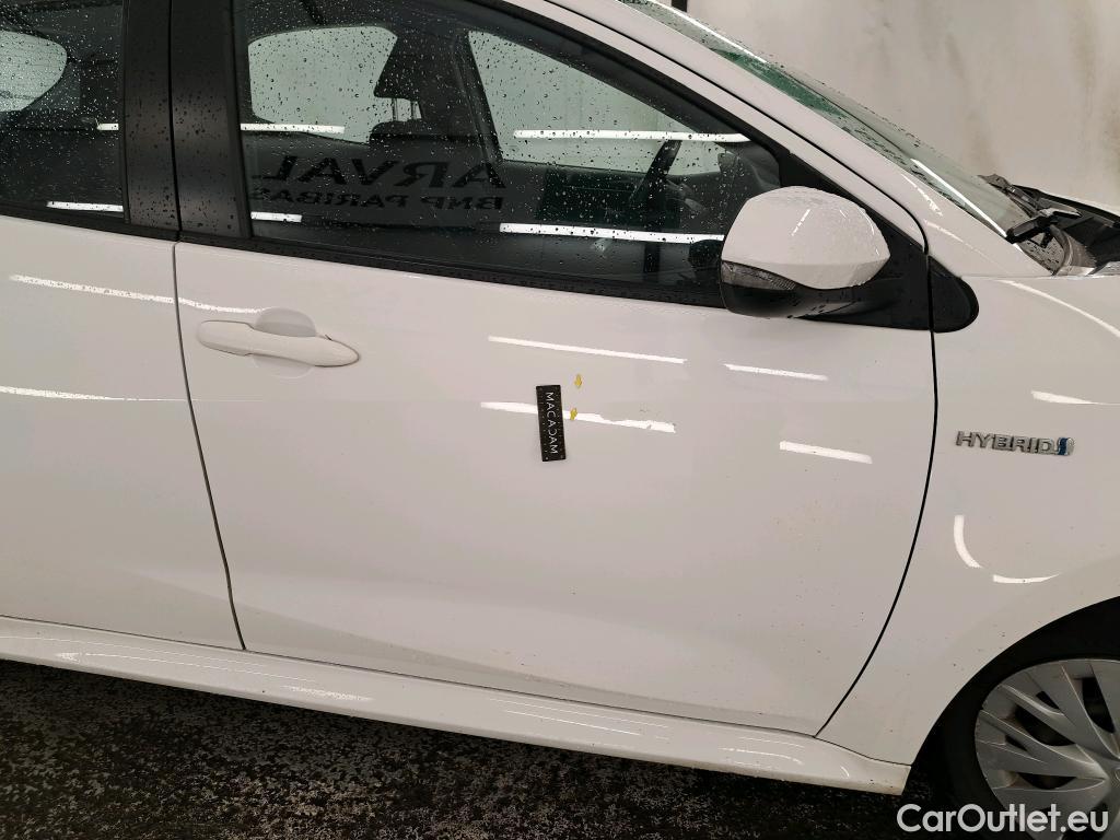  Toyota  Yaris TOYOTA  Hybride / 2019 / 5P / Berline Hybride 116h France Business Stage Acad #16