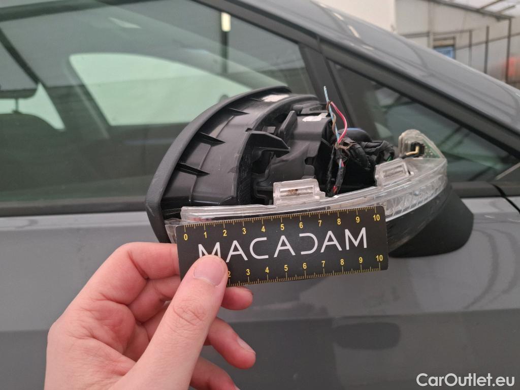  Volkswagen  Golf  VOLKSWAGEN / 2020 / 5P / Berline 2.0 TDI SCR 150 DSG7 Life Busi 1st #12