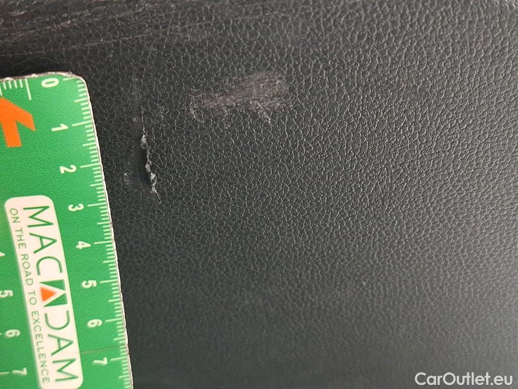  Volkswagen  Tiguan VOLKSWAGEN  / 2020 / 5P / SUV 2.0 TDI 150 DSG7 Life Business #14