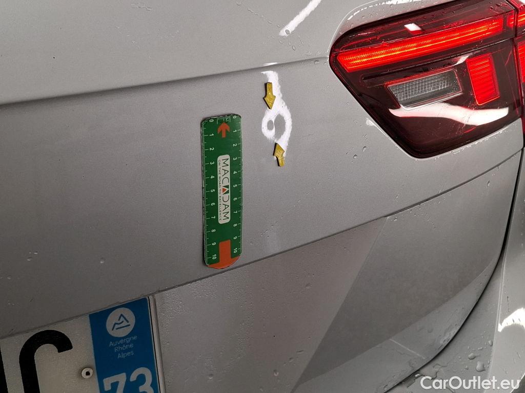  Volkswagen  Tiguan VOLKSWAGEN  / 2020 / 5P / SUV 2.0 TDI 150 DSG7 Life Business #29