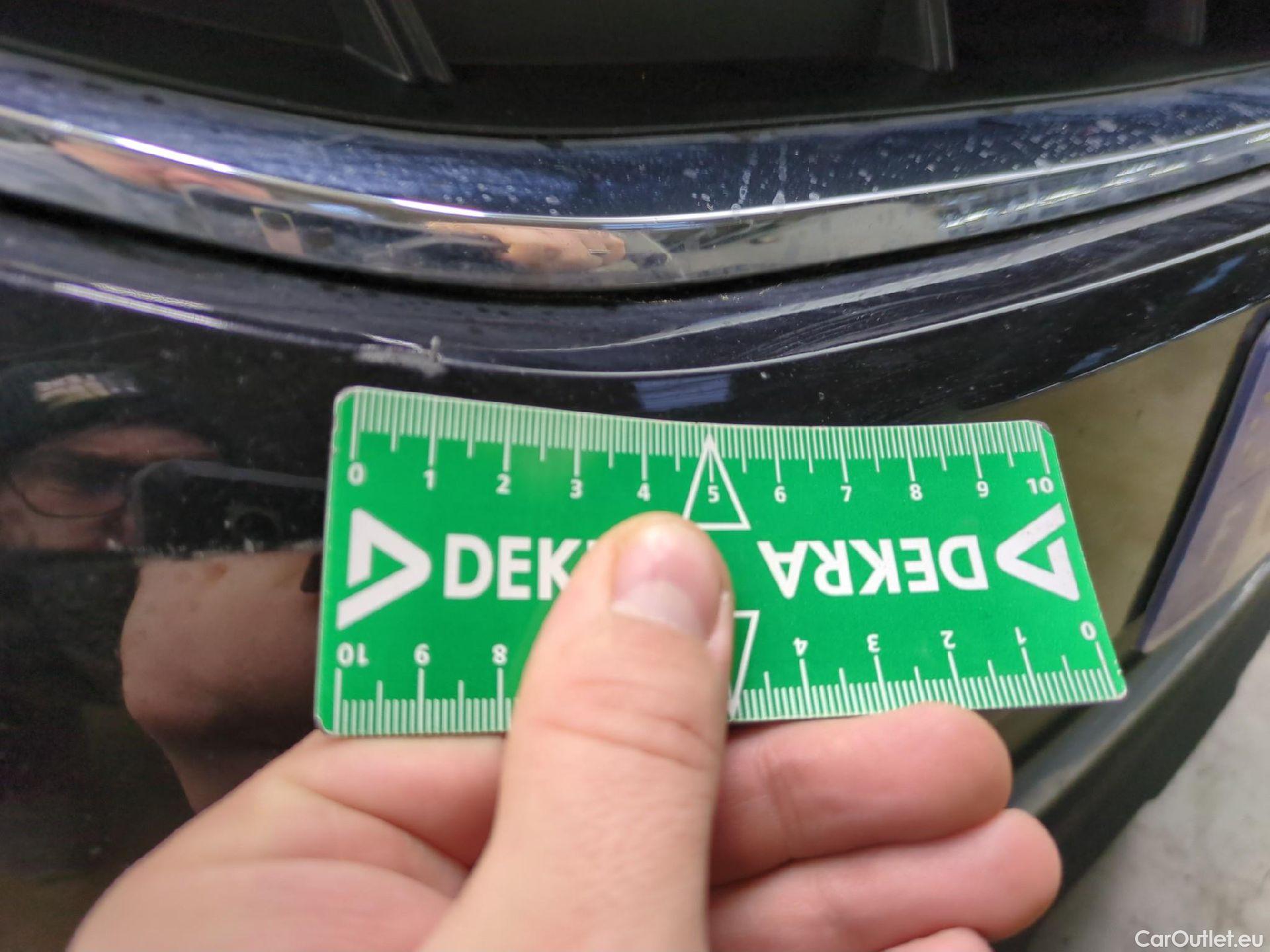  Volkswagen  Tiguan VOLKSWAGEN  / 2020 / 5P / SUV 2.0 TDI 150 DSG7 LIFE PLUS #35