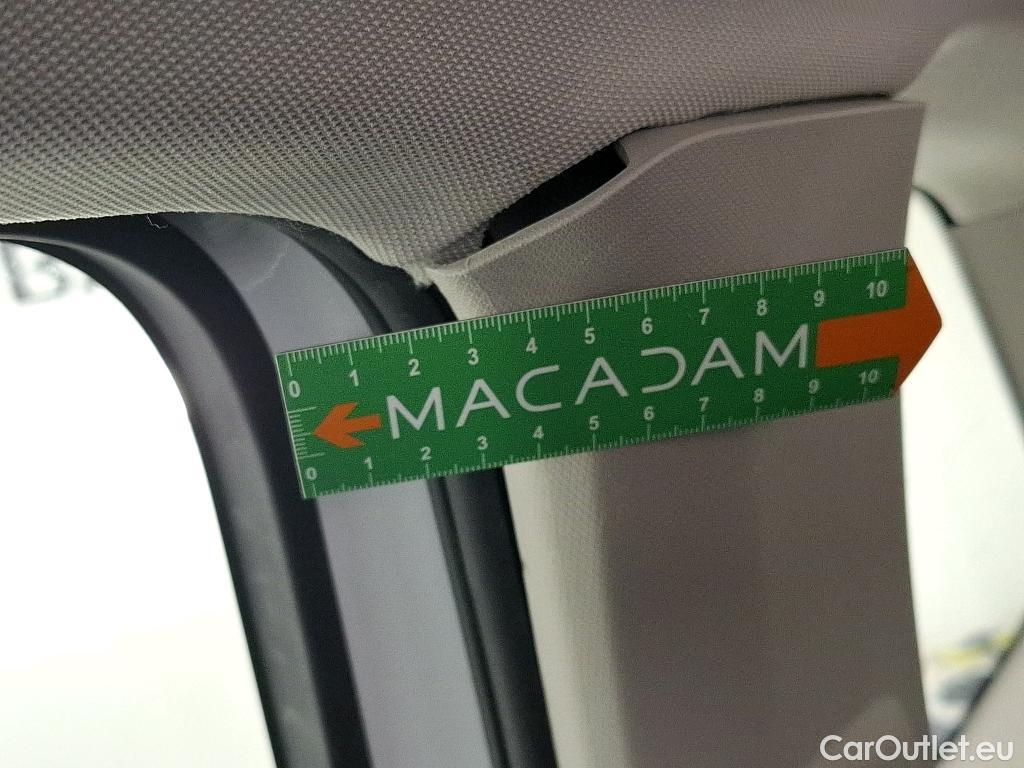  Volkswagen  Tiguan VOLKSWAGEN  Allspace / 2021 / 5P / SUV 2.0 TDI 150 DSG7 LIFE PLUS #41