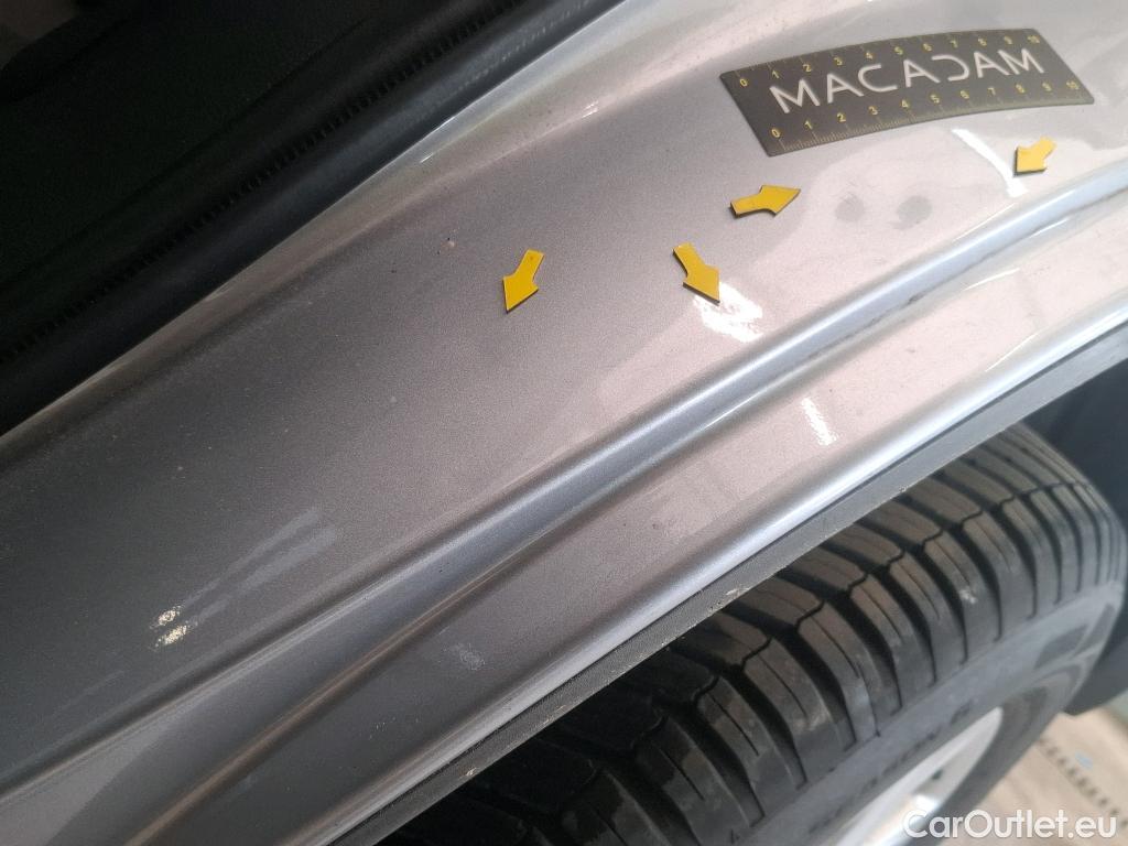  Toyota  RAV4 TOYOTA  Hybride / 2018 / 5P / SUV 2WD Dynamic Business #40