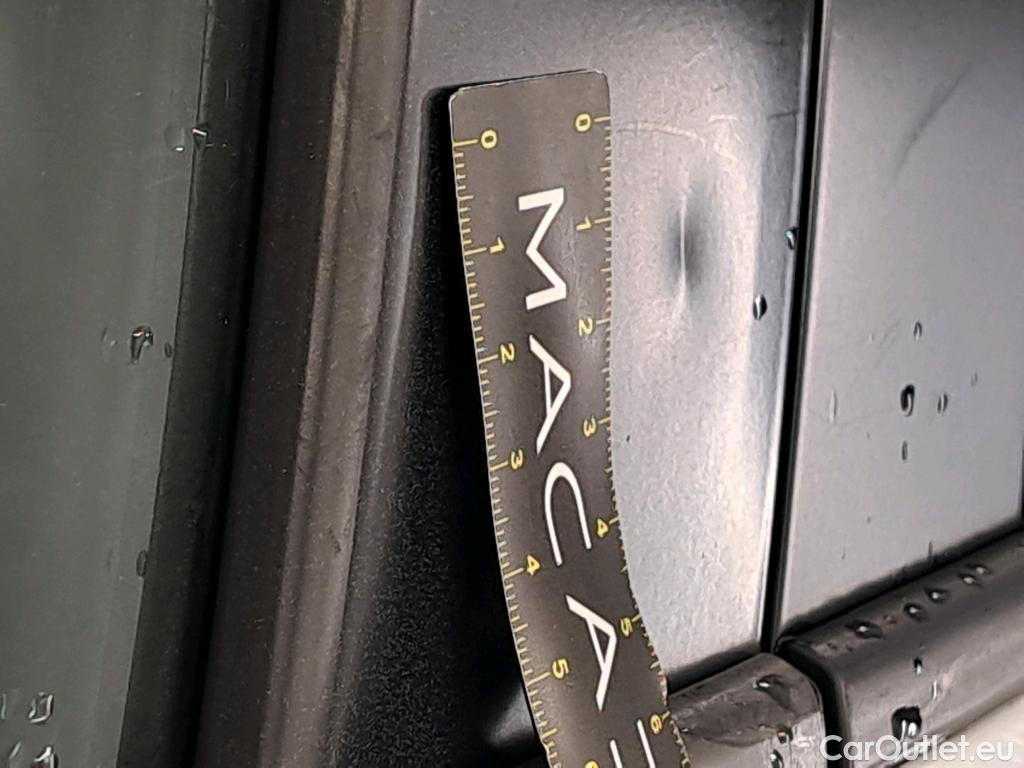  Toyota  Yaris TOYOTA  Hybride / 2019 / 5P / Berline Hybride 116h France Business Stage Acad #18