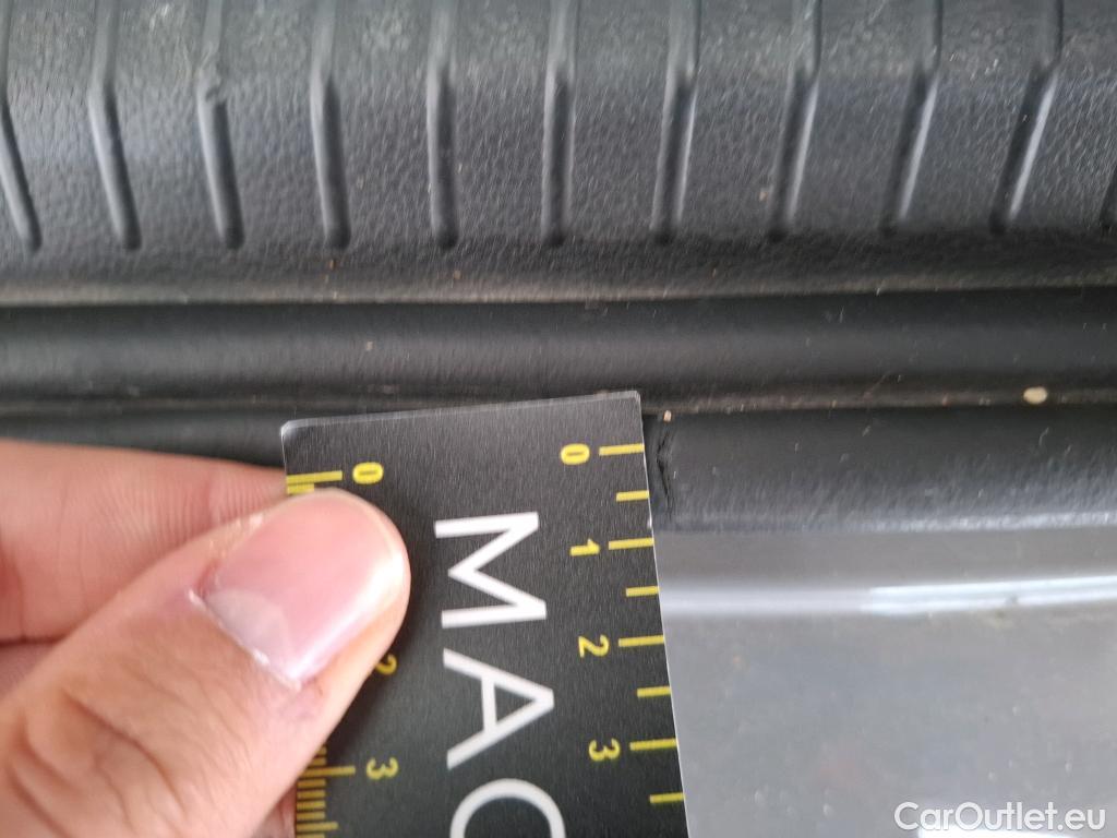  Volkswagen  Golf  VOLKSWAGEN SW / 2020 / 5P / Break 2.0 TDI SCR 115 DSG7 Life Business #5