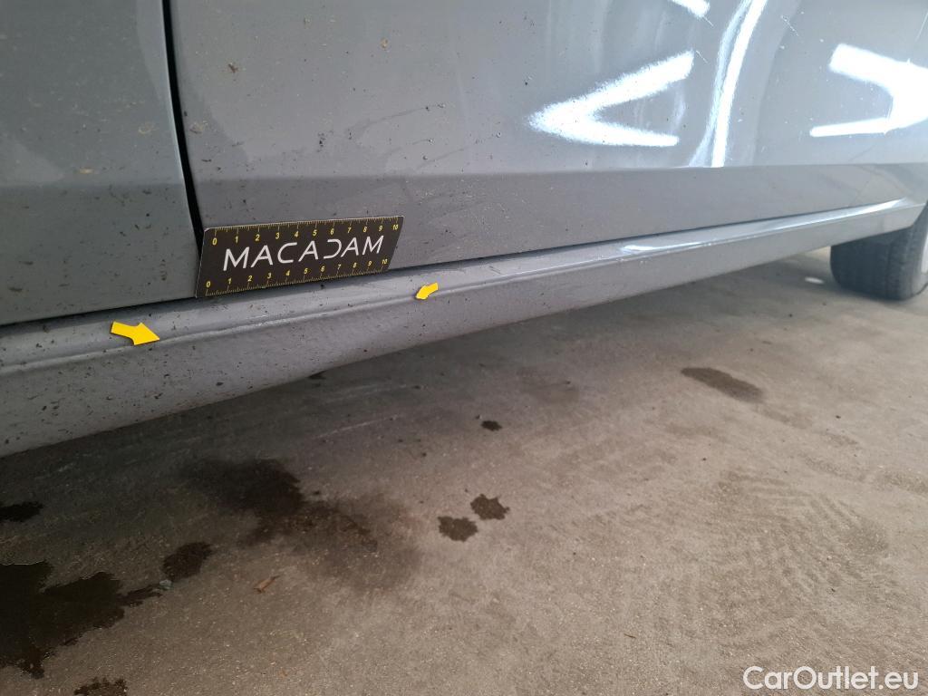  Volkswagen  Golf  VOLKSWAGEN / 2020 / 5P / Berline 2.0 TDI SCR 150 DSG7 Life Busi 1st #1