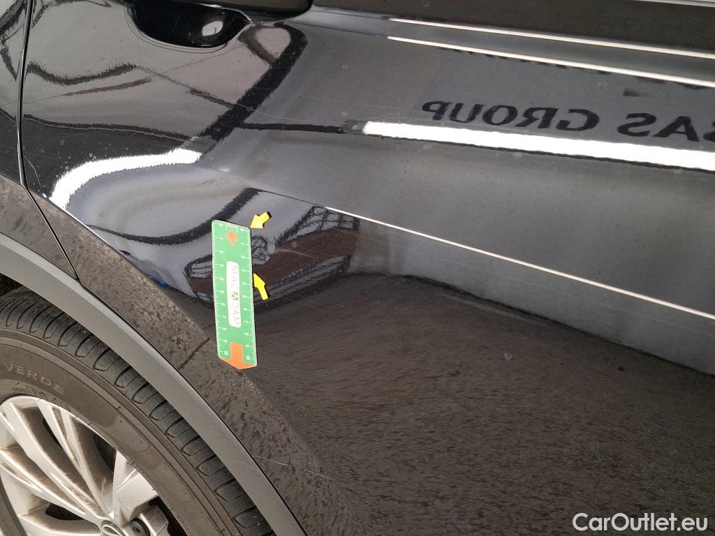  Volkswagen  Tiguan VOLKSWAGEN  / 2020 / 5P / SUV 2.0 TDI 150 DSG7 Life Business #2