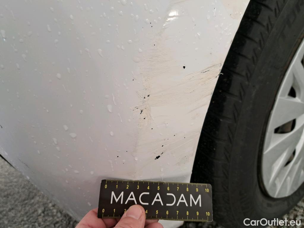  Toyota  Yaris TOYOTA  Hybride / 2019 / 5P / Berline Hybride 116h France Business Stage Acad #13