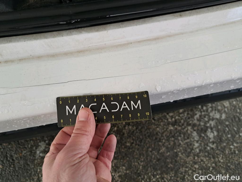  Toyota  Yaris TOYOTA  Hybride / 2019 / 5P / Berline Hybride 116h France Business Stage Acad #9