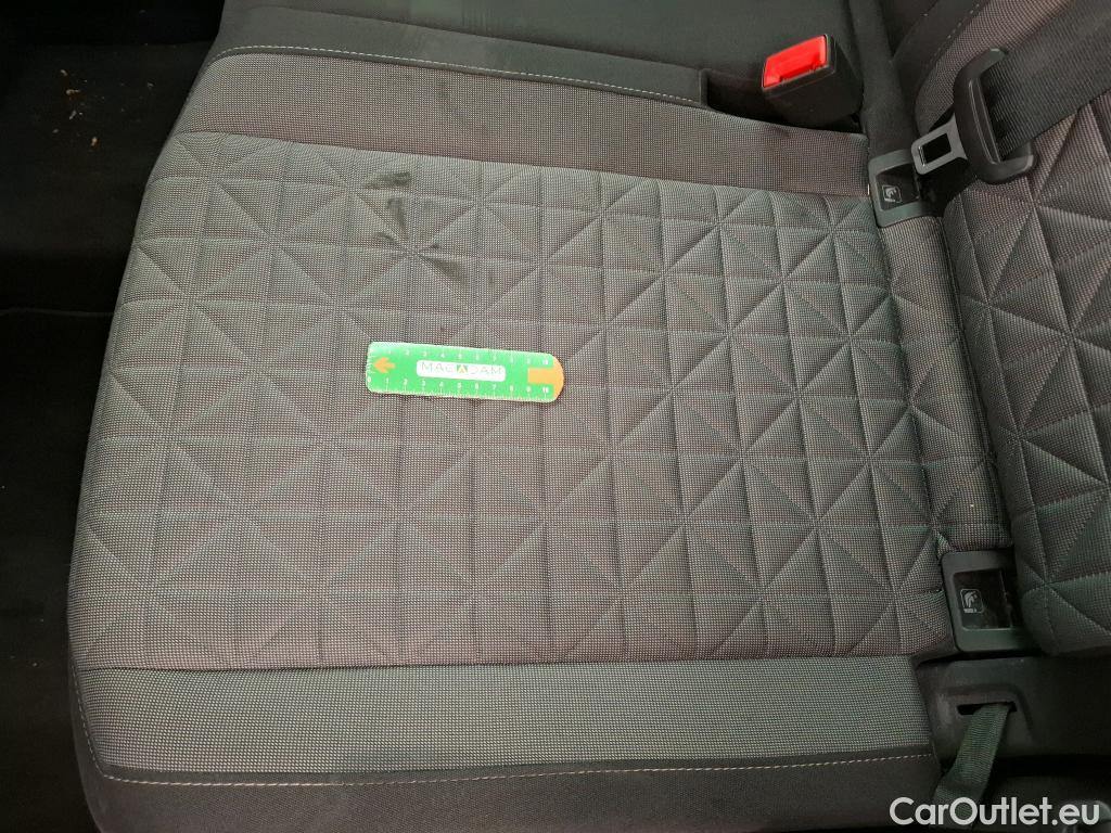  Volkswagen  Tiguan VOLKSWAGEN  / 2020 / 5P / SUV 2.0 TDI 150 DSG7 Life Business #31