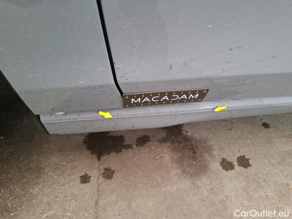  Volkswagen  Golf  VOLKSWAGEN / 2020 / 5P / Berline 2.0 TDI SCR 150 DSG7 Life Busi 1st #2