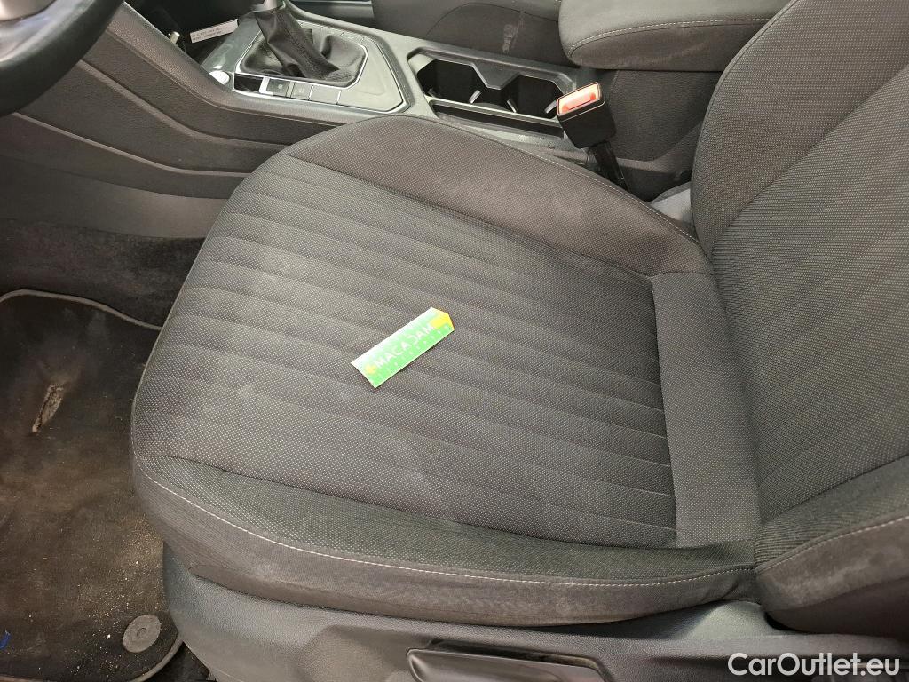  Volkswagen  Tiguan VOLKSWAGEN  Allspace / 2021 / 5P / SUV 2.0 TDI 150 DSG7 LIFE PLUS #21