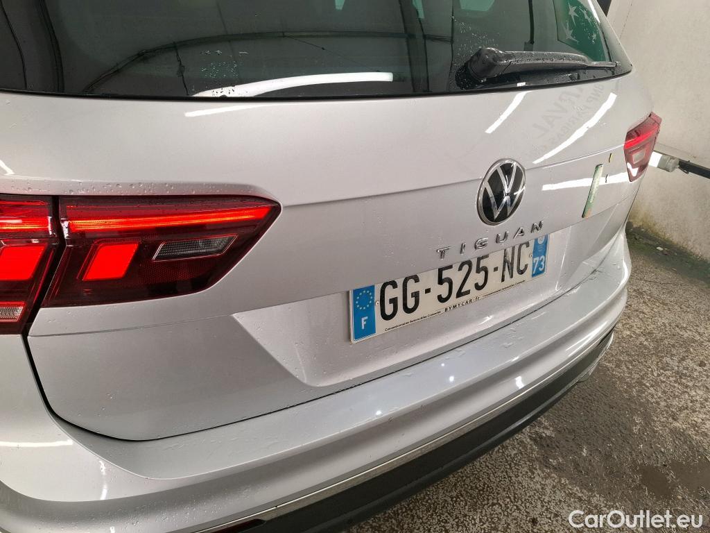  Volkswagen  Tiguan VOLKSWAGEN  / 2020 / 5P / SUV 2.0 TDI 150 DSG7 Life Business #28
