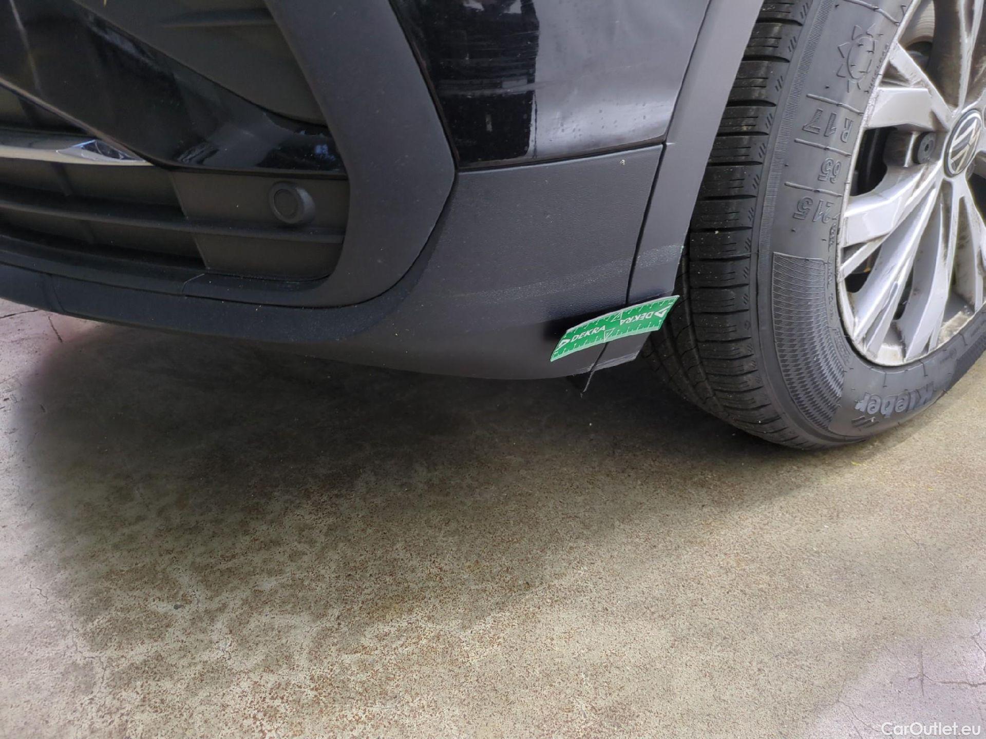  Volkswagen  Tiguan VOLKSWAGEN  / 2020 / 5P / SUV 2.0 TDI 150 DSG7 LIFE PLUS #39