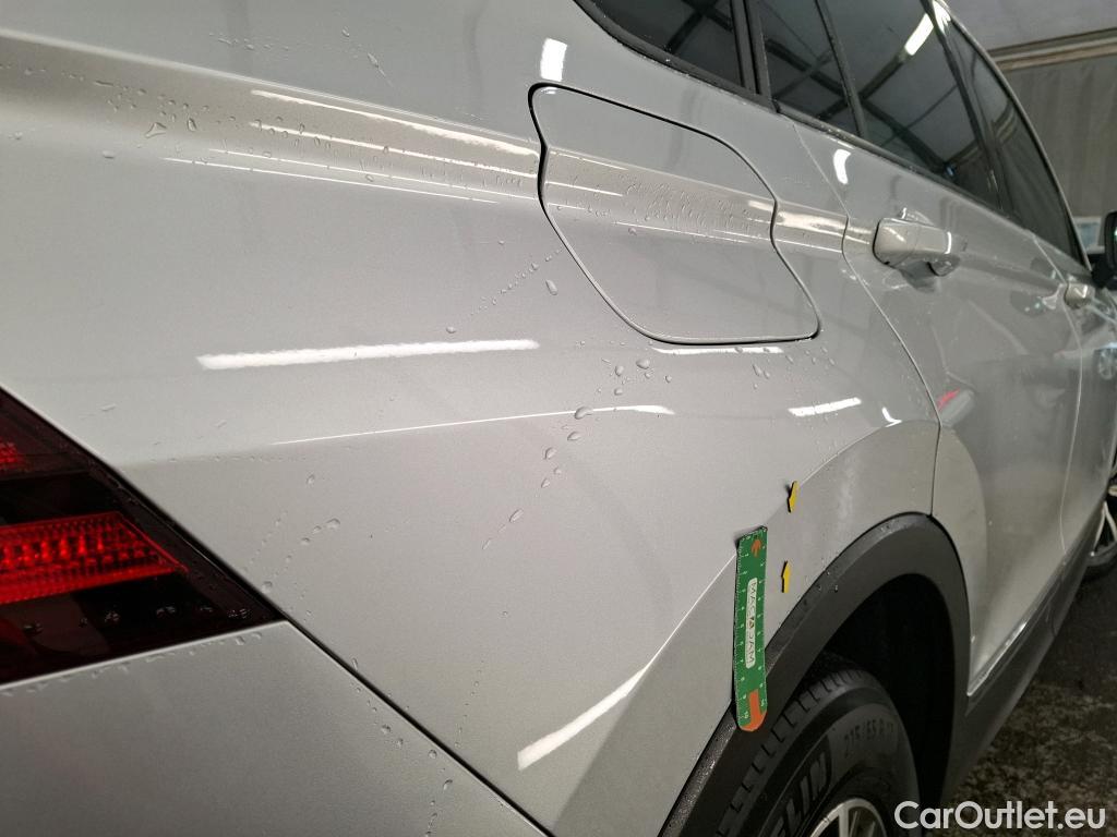  Volkswagen  Tiguan VOLKSWAGEN  / 2020 / 5P / SUV 2.0 TDI 150 DSG7 Life Business #24