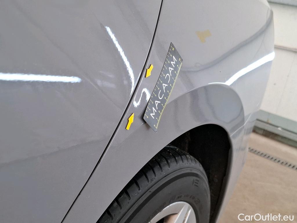  Volkswagen  Golf  VOLKSWAGEN SW / 2020 / 5P / Break 2.0 TDI SCR 115 DSG7 Life Business #17