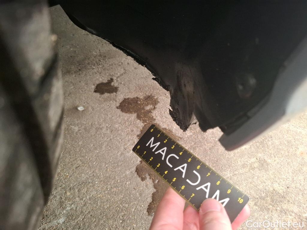  Volkswagen  Golf  VOLKSWAGEN / 2020 / 5P / Berline 2.0 TDI SCR 150 DSG7 Life Busi 1st #15