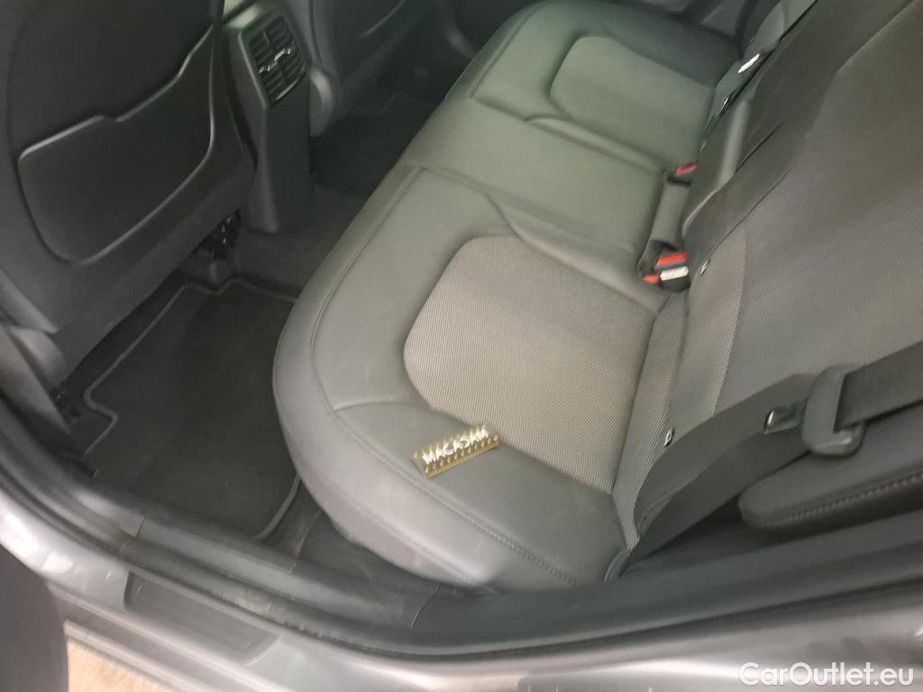  KIA  Niro KIA  / 2022 / 5P / Berline 1.6 GDI 129 HEV ACTIVE DCT6 #4